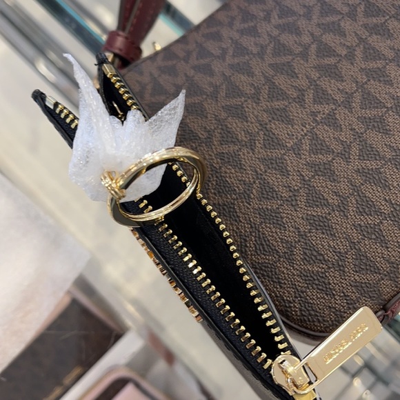 Michael Kors Jet Set Travel Small Leather Top Zip Coin Pouch With ID - Picture 7 of 13